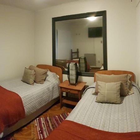 Hostal Centro Montt Temuco Bagian luar foto
